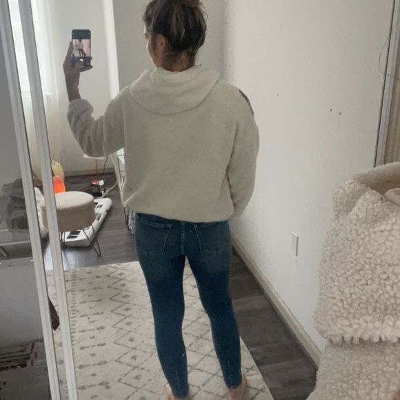 VICI Hooded Sherpa Chevron print Pullover. Size S. Cream / Tan / Gray - Picture 8 of 14